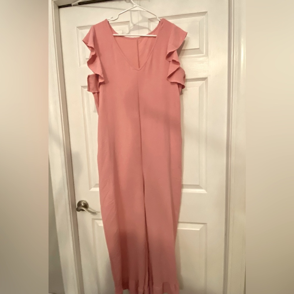 Women’s Light Pink Jumpsuit Size: XXL